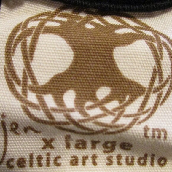 Celtic Art Wolfmoon Woman X Large Black Brown Tan Graphic Long Sleeve Shirt - Picture 9 of 10